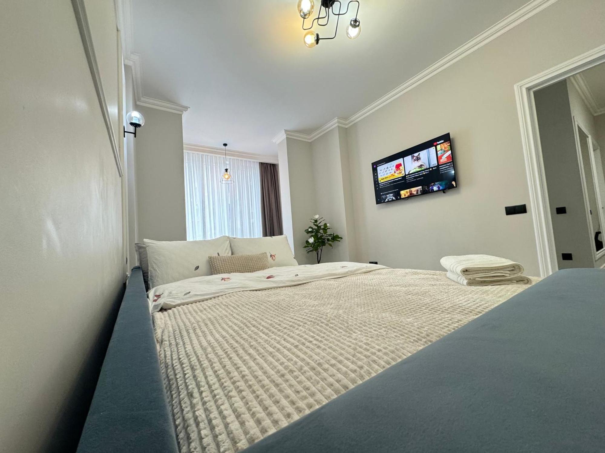 Two Bedroom Apartment In The Center, With Parking, Address Avram Iancu 32 Kišiněv Exteriér fotografie