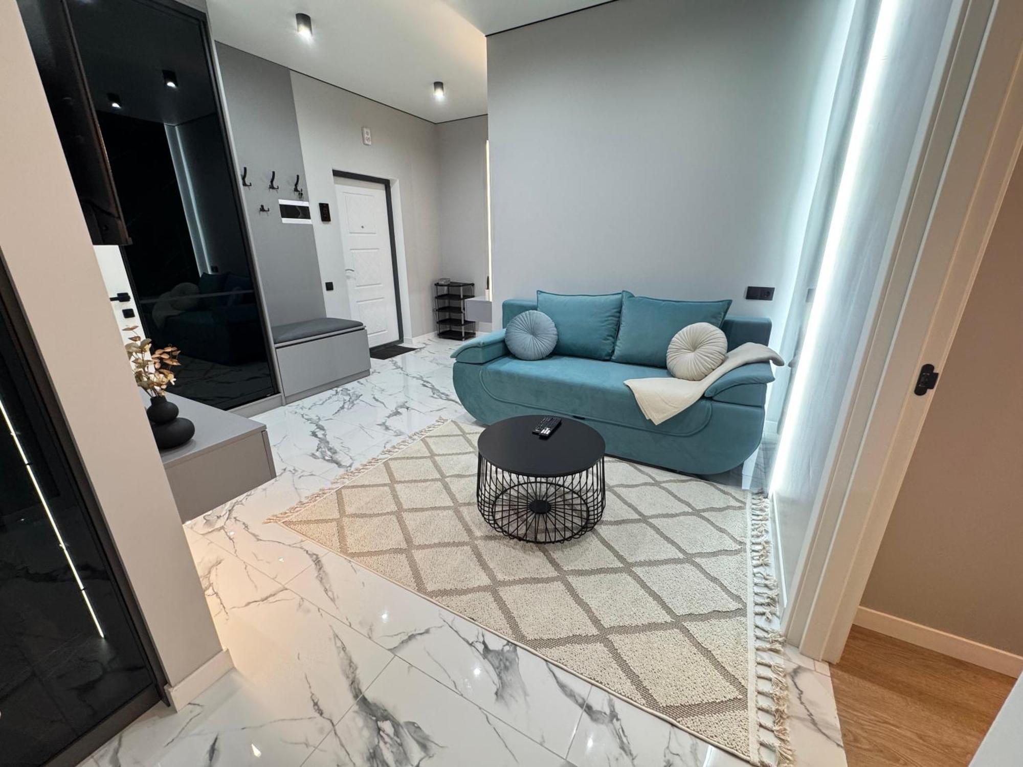 Two Bedroom Apartment In The Center, With Parking, Address Avram Iancu 32 Kišiněv Exteriér fotografie