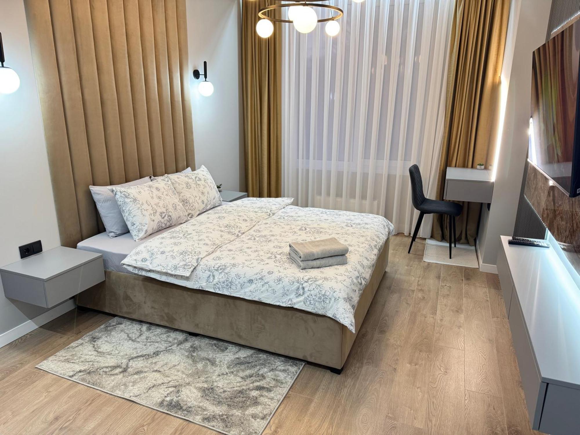 Two Bedroom Apartment In The Center, With Parking, Address Avram Iancu 32 Kišiněv Exteriér fotografie